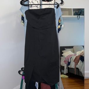 Lulu’s Black Dress